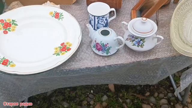 БАРАХОЛКА. Винтажные реки #барахолка #блошиныйрынок #антиквариат #значки #статуэтки смотреть онлайн