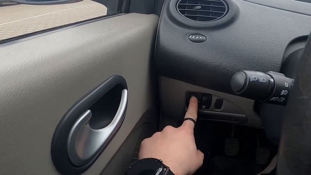 How to Change Headlights Position in Renault Twingo II ( 2007 - 2014 ) - Adjust Headlights Height смотреть онлайн
