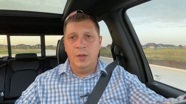 Какая зарплата строителя в США? смотреть онлайн