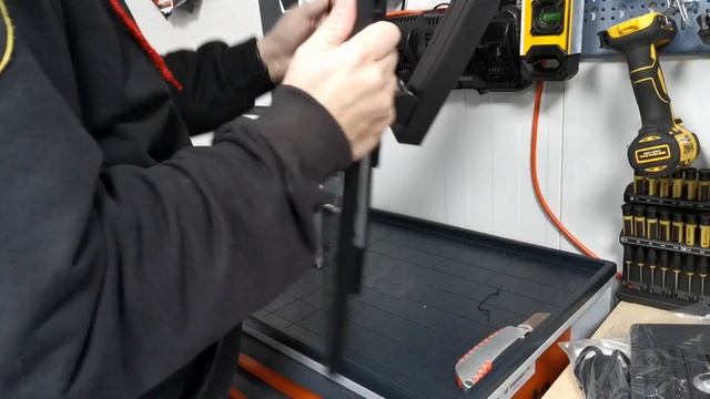 Unboxing iiYama ProLite XB2474HS Pivot смотреть онлайн