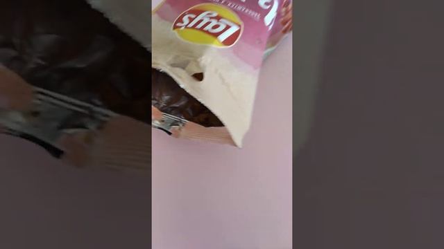 пробуем Lays из печи вкус! (краб) смотреть онлайн