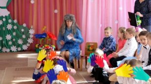 Танец Маленькие ладошки (старшая группа)