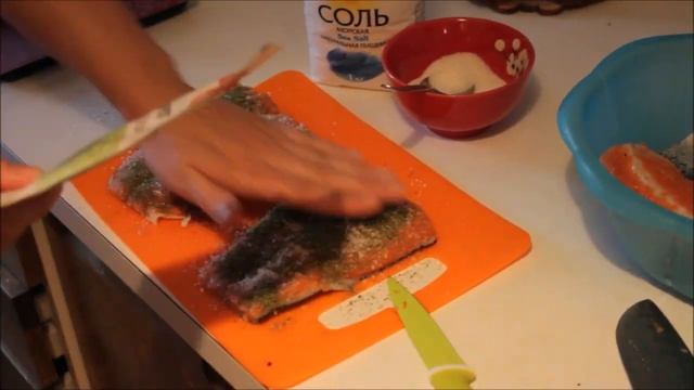 Как засолить красную рыбу в домашних условиях смотреть онлайн