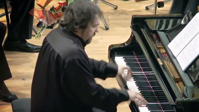 "Мурка"-в исполнении симфонического оркестра. Всем ворам и блатным нужно покаяться! смотреть онлайн