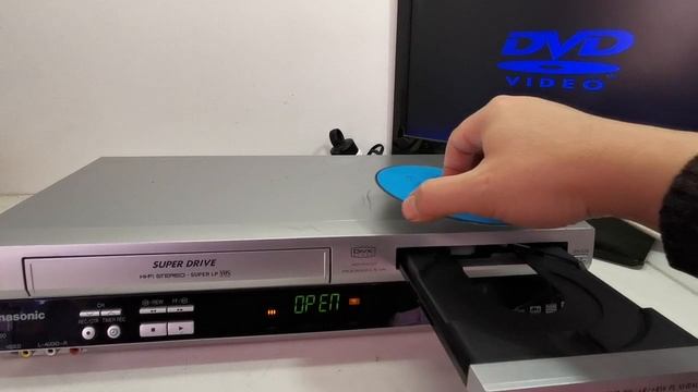 PANASONIC NV-VP60 6 Head DVD VHS VCR Combo Recorder Player смотреть онлайн