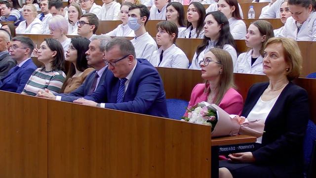 Главный онколог РФ А. Каприн в УлГУ смотреть онлайн