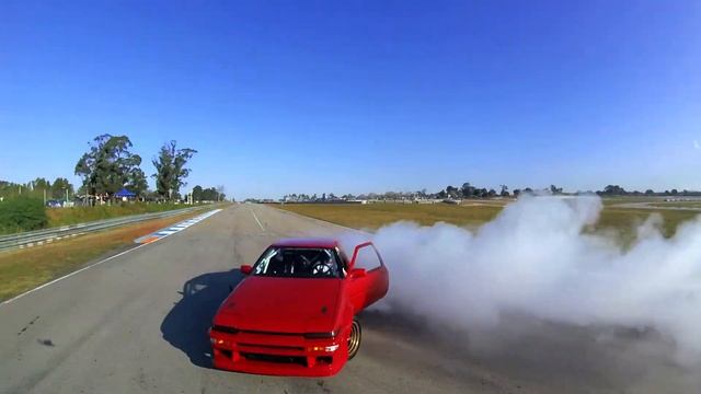 Toyota Perfect Ae86 Drift Show in Uruguay - EAT SLEEP DRIFT ! смотреть онлайн