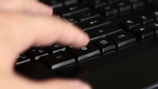 Видеообзор SteelSeries Apex [RAW]