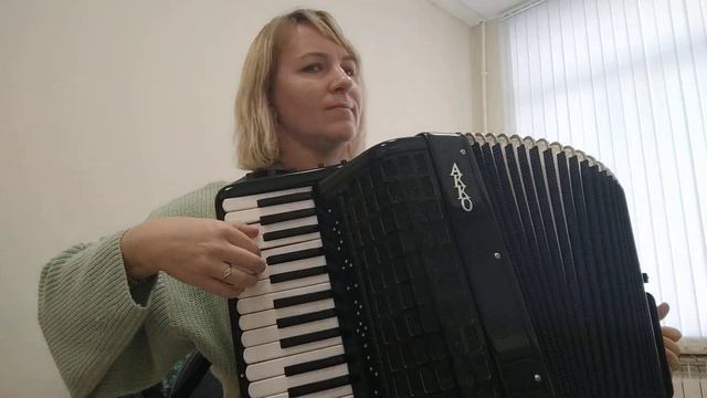 Споем, Ой, рябина кудрявая! Подпевайте! Караоке смотреть онлайн