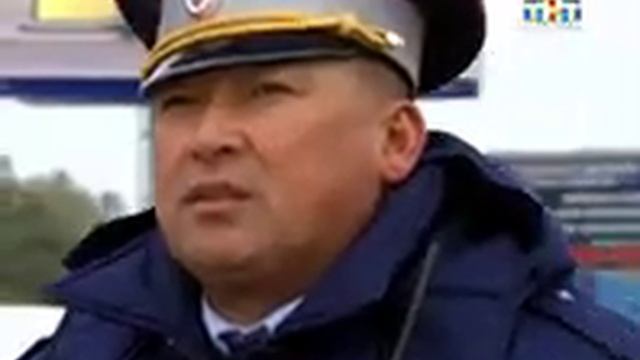 Сегодня в Саратове судебные приставы и полицейские искали должников смотреть онлайн