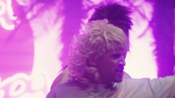 Electric Callboy - Hypa Hypa (OFFICIAL VIDEO)