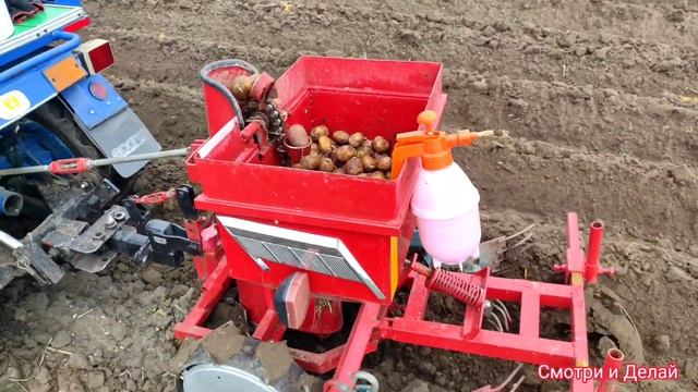 ПОСАДКА КАРТОФЕЛЯ трёхколёсным мотоблокам МТЗ / ЛЕГКО И ПРОСТО смотреть онлайн