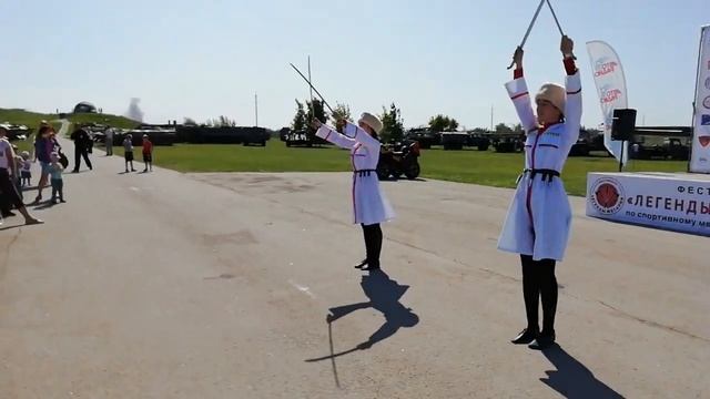 Удалые казачата. Казачья лезгинка. 24.08.19. Тольятти. смотреть онлайн