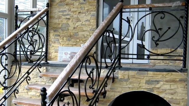 Перила 93 Металлическая лестница в частном доме перила Днепр фото кованые перила для лестницы смотреть онлайн