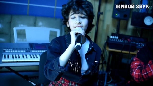 НА КРЫШЕ - Группа Zакрытая школа (cover Dabro) смотреть онлайн