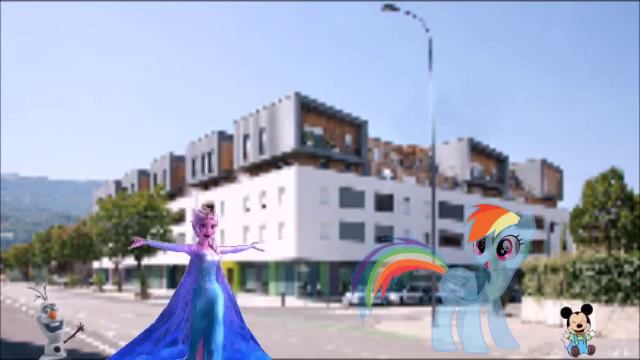Liberee Reine des neiges par une petie fille de 5 ans ! смотреть онлайн