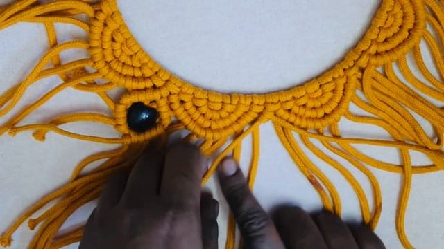 यह बहूत आसान Method है । Macrame mirror in cotton cord | macrame Art смотреть онлайн