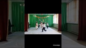 Танец:"Танго с мячами"1группа "Ромашка"Воспитатель: Сугурченова Д.К