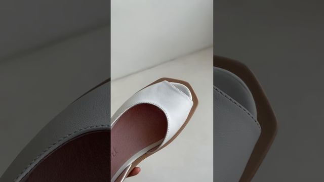 Босоножки женские белые кожаные ЭД'АРТ ED'ART смотреть онлайн