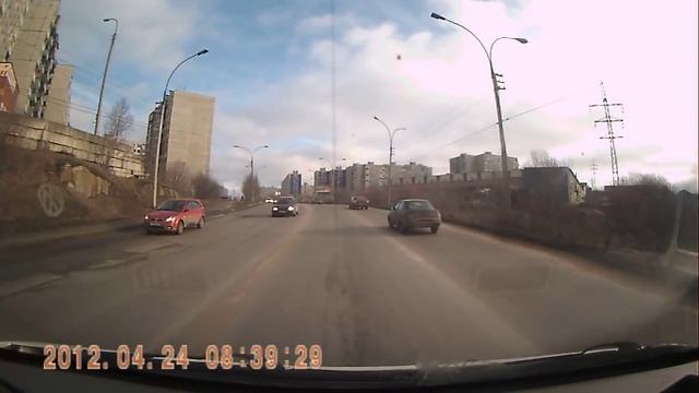 Т3 и столб.AVI смотреть онлайн
