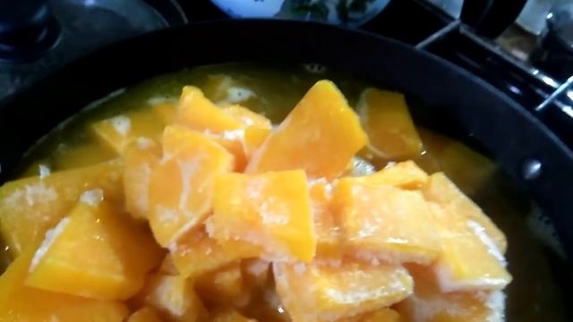 "Вышивальщица на кухне." № 1. Суп-пюре из тыквы. смотреть онлайн