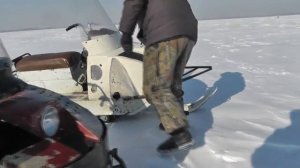 Покатушки на снегоходе  БУРАН по озеру №2