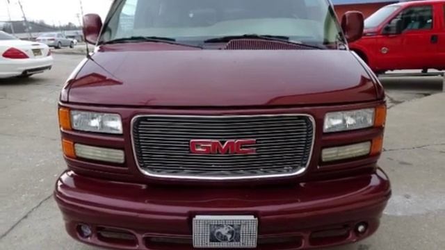 2002 GMC Savana Limited for sale in Cincinnati, OH смотреть онлайн