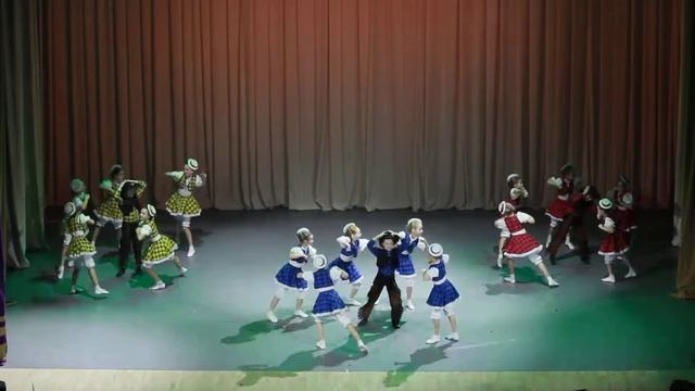 Театр танца "Ирис Шоу" - На ранчо смотреть онлайн