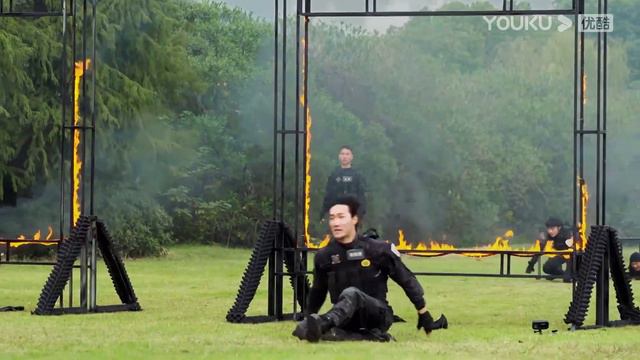 🌟徐志贤自爆会泰拳，当场演示一套吓到尚九熙！| 追光吧 | 金星 金晨 宋雨琦 吴建豪 张卫健 尼坤 смотреть онлайн