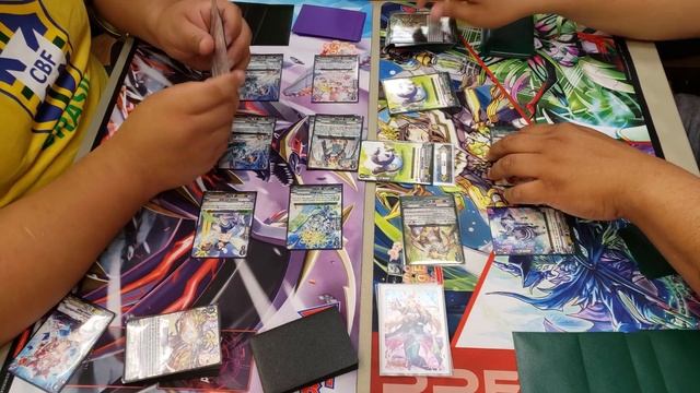 Don't Need a Hand, Just Need Furries! Cardfight Vanguard Standard: Oracle Think Tank Vs Great Natur смотреть онлайн