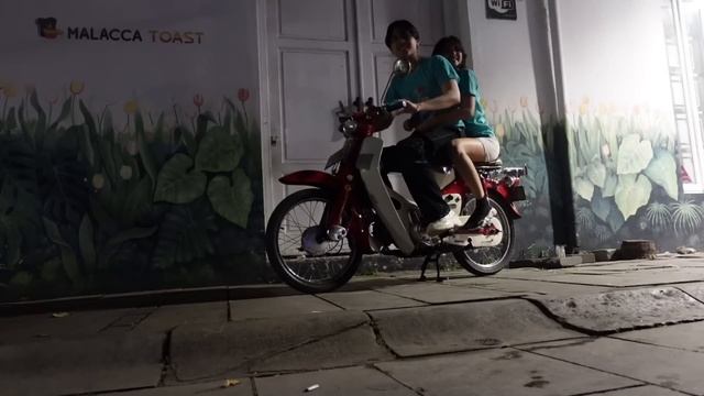 summer in jakarta [kota tua, getting our portrait drawn, matching rings, 3D art museum] смотреть онлайн