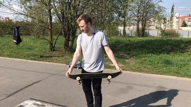 КАК ДЕЛАТЬ FS/BS 5-0 GRIND?! (How To 5-0 Grind) смотреть онлайн
