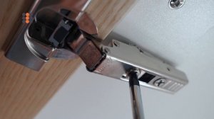 Регулировка AVENTOS HK-XS от компании Блюм. КДМ-Интеркомплект.