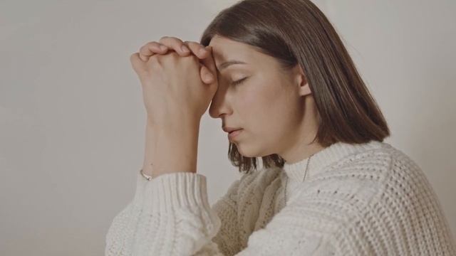 Сила молитвы творит чудеса.  Молитва вечерняя на сон