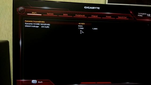 РАЗГОН ДЕШЁВОЙ ПАМЯТИ SAMSUNG DDR4 ( то что не получилось на Gigabyte получилось на MSI ) смотреть онлайн