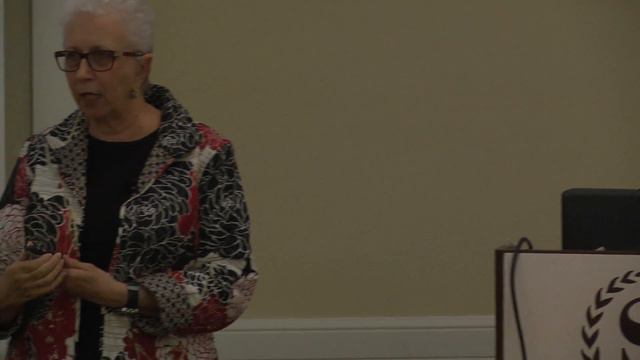Presenter Ellen Bristol смотреть онлайн