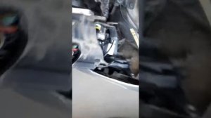 Замена лампы ближнего света BMW 525 e60/снятие фары