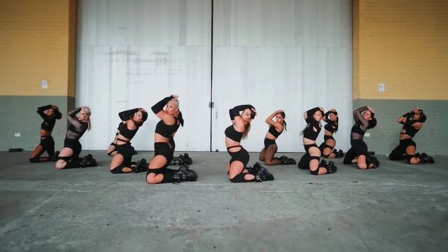 Luísa Sonza, Mariah Angeliq - ANACONDA *o*~~~ (COREOGRAFIA OFICIAL - MIRRORED/ESPELHADO) смотреть онлайн