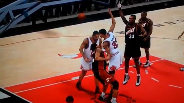 Pippen over Perkins смотреть онлайн