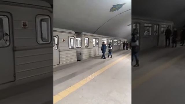 Казань, станция метро Кремлёвская смотреть онлайн
