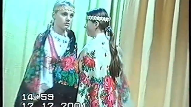 "Танец с платками" (из архива Алексеевского Дома культуры, 2001 год) смотреть онлайн