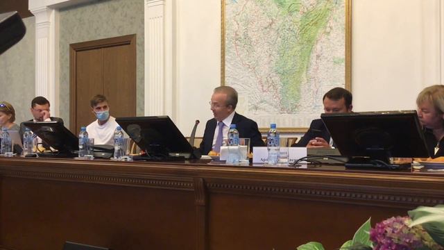 Андрей Назаров о сокращении количества чиновников в Башкирии. Фрагмент встречи с журналистами смотреть онлайн