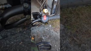 Мопед  Regulmoto RM-3 газует сам при повороте руля.