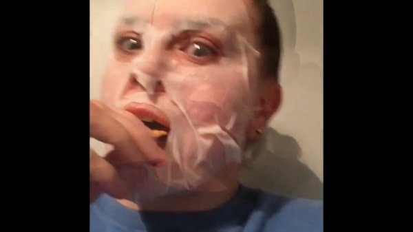 Tissue Face Mask Review *garnier moisture bomb*