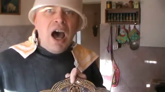 РЫЦАРЬ КРУГЛОЙ ТАБУРЕТКИ (ГЕННАДИЙ ГОРИН) смотреть онлайн