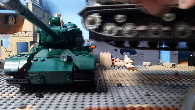ОБзор на лего танк ИС 2 от компании SLUBAN WWII смотреть онлайн