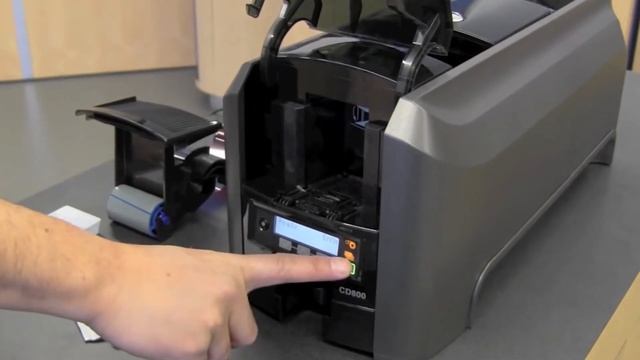 How to clean the Entrust Datacard CD800 ID Card Printer смотреть онлайн