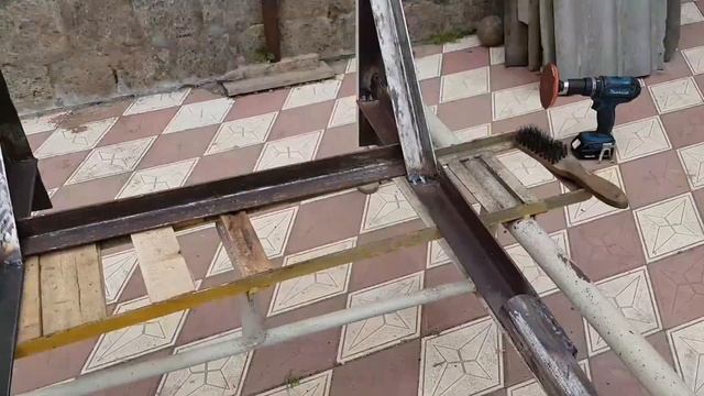 Турник и брусья своими руками смотреть онлайн