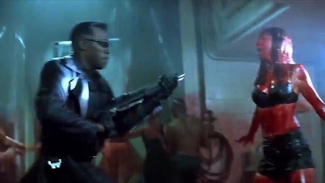 Клип фильма Блэйд смотреть онлайн