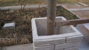 Монтаж заборных блоков от Творческой мастерской "Бастион"